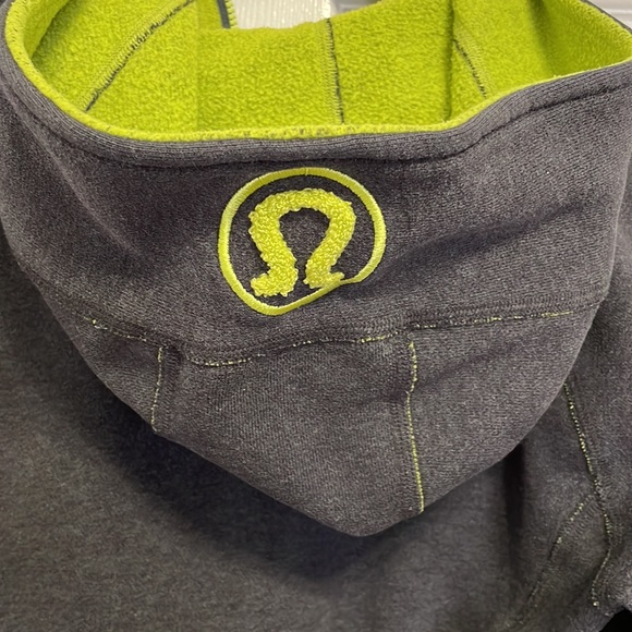 Lululemon scuba hoodie – dark gray/lime green - Picture 5 of 7